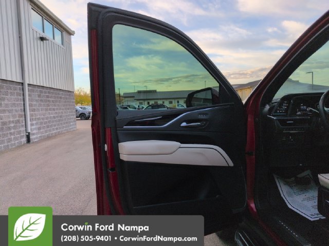 Used 2021 Cadillac Escalade Sport w/ Driver Assist Tech Package AWD/4WD image 10