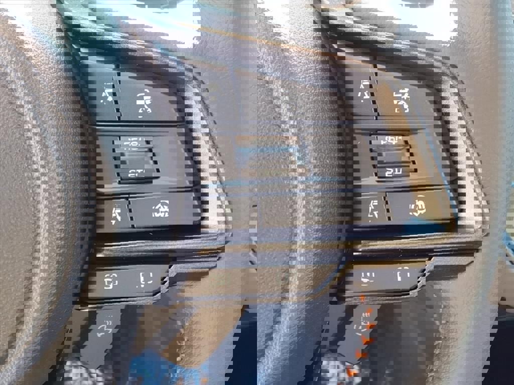 New 2026 Subaru Crosstrek 2.5i Limited w/ Crosstrek Mirror Package image 14