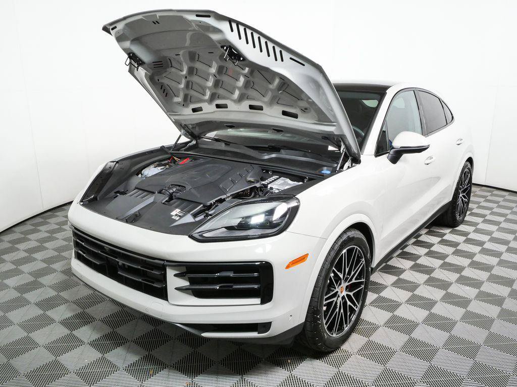 New 2026 Porsche Cayenne S AWD/4WD image 35