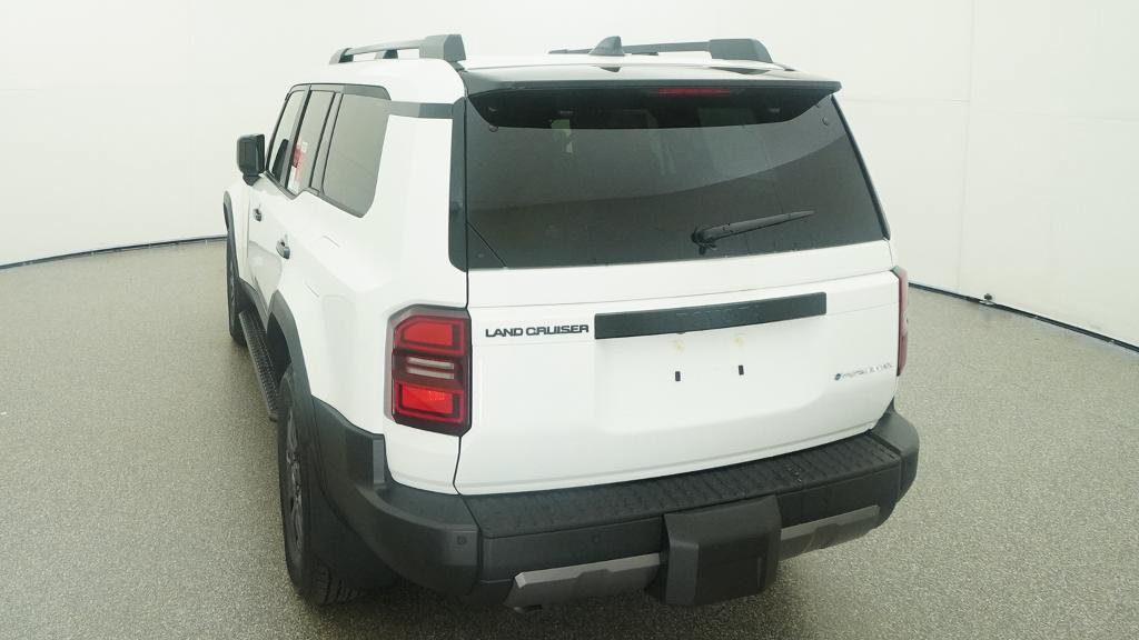 New 2027 Toyota Land Cruiser w/ Premium Package AWD/4WD image 9
