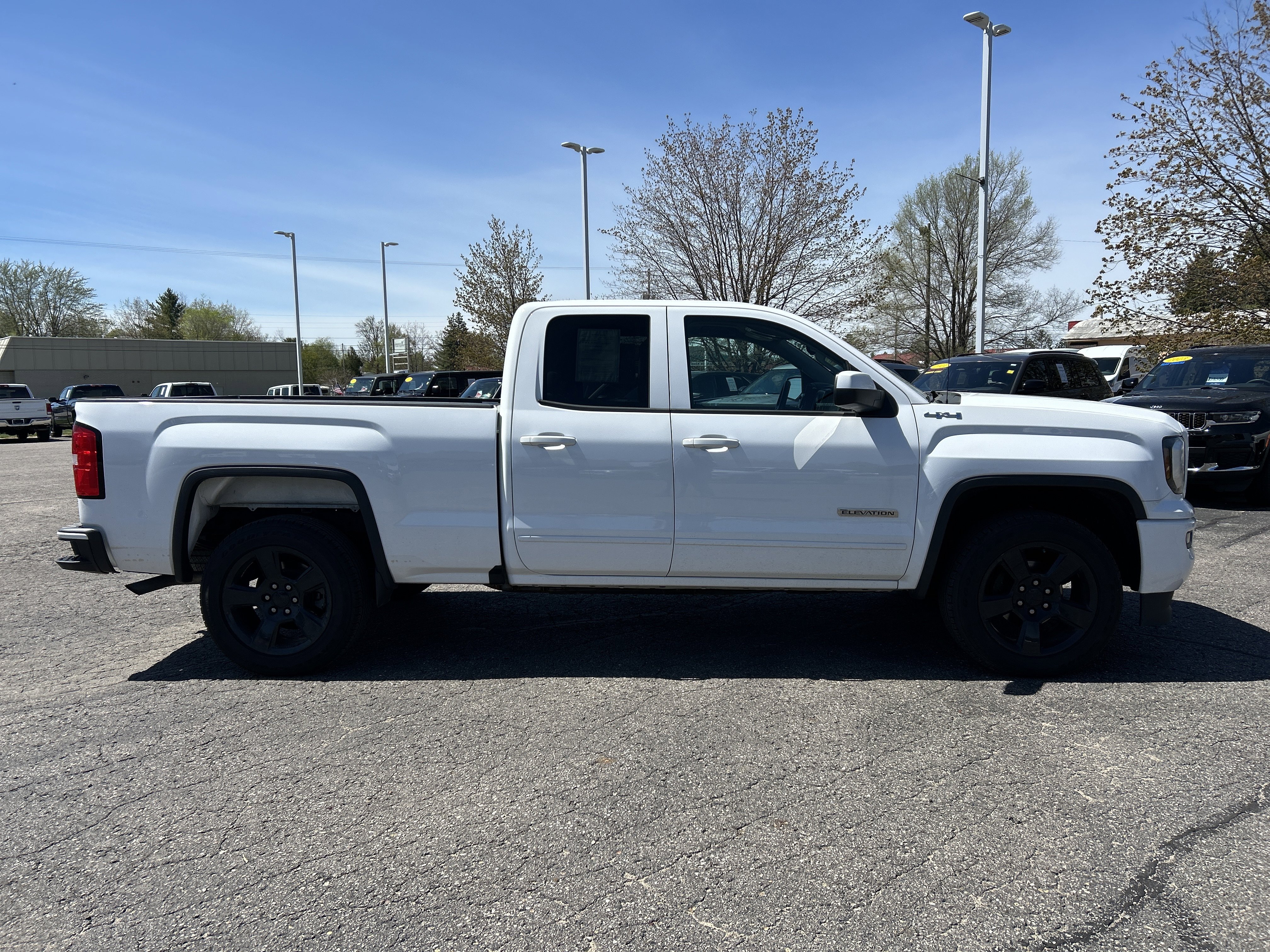 Used 2017 GMC Sierra 1500 4x4 Double Cab w/ Elevation Edition image 2
