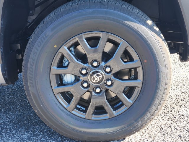New 2026 Toyota 4Runner SR5 AWD/4WD image 8