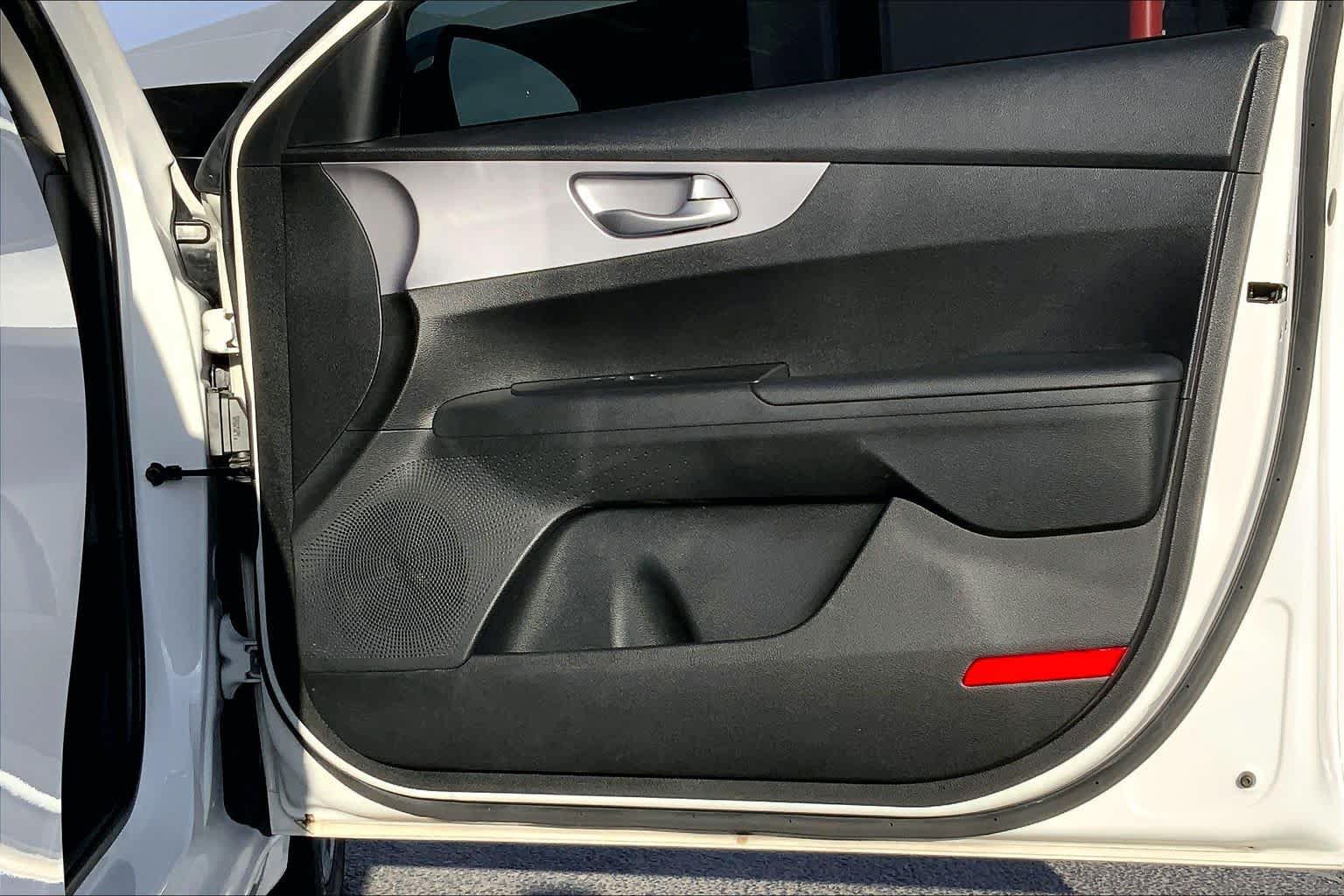 Used 2024 Kia Forte LXS FWD image 23