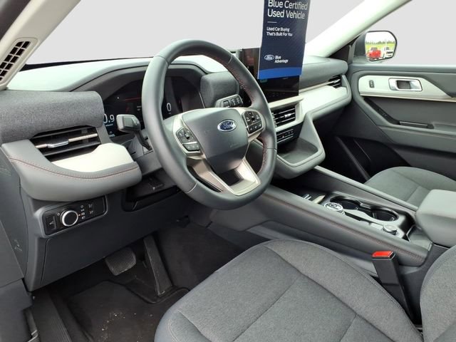 Certified 2025 Ford Explorer Active image 17