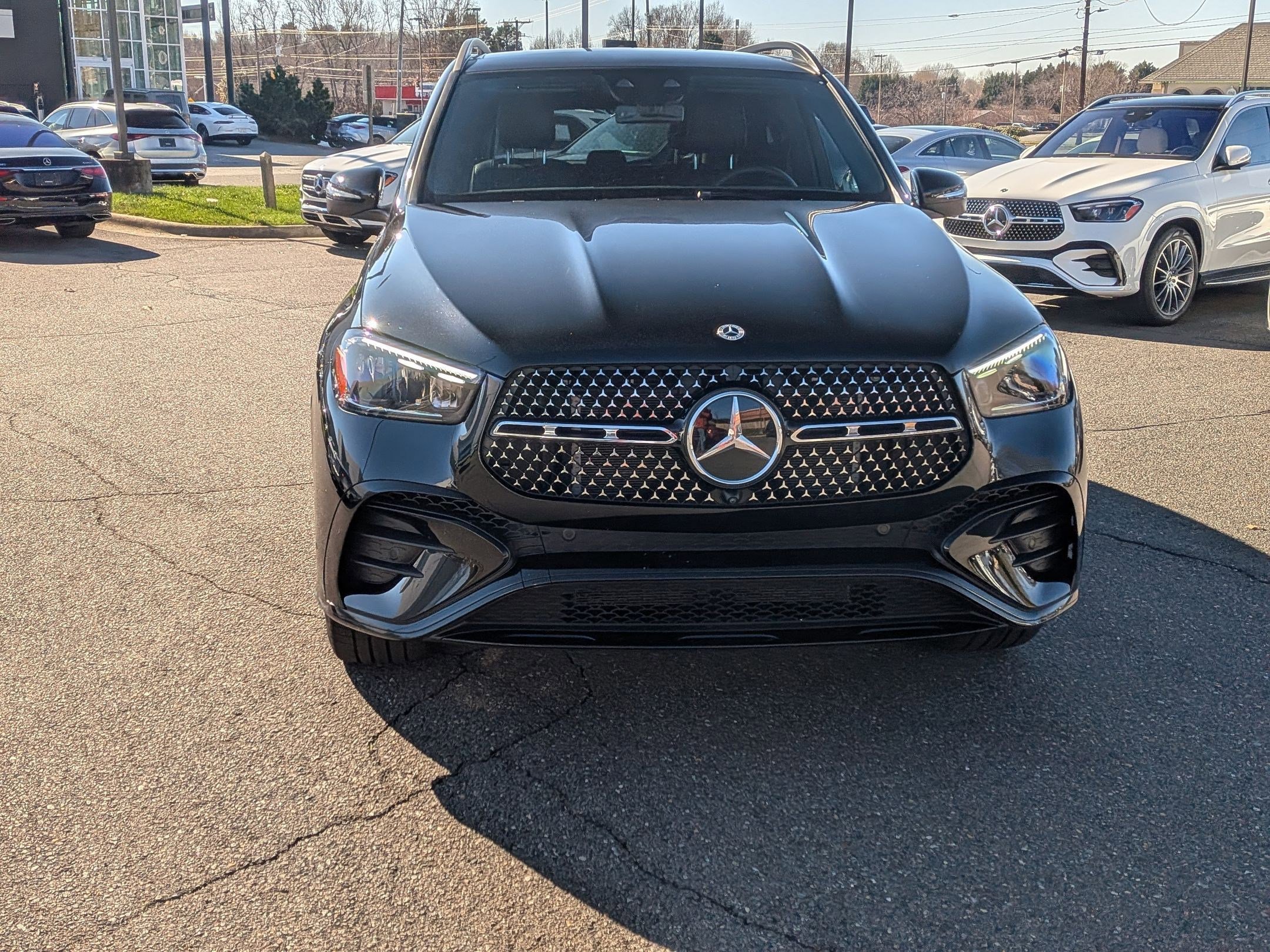 Certified 2025 Mercedes-Benz GLE 580 4MATIC image 2