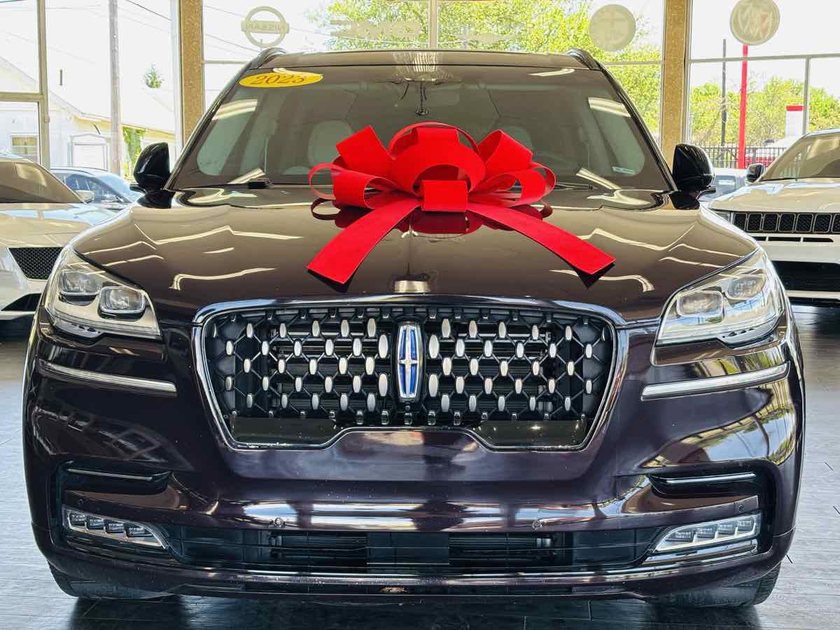 Used 2023 Lincoln Aviator Black Label w/ Dynamic Handling Package AWD/4WD image 20