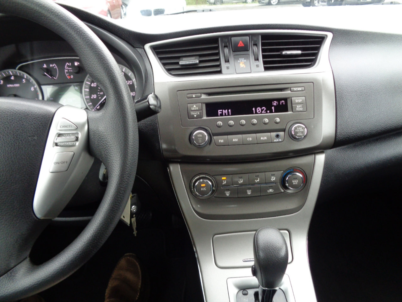 Used 2013 Nissan Sentra FE+ SV FWD image 21