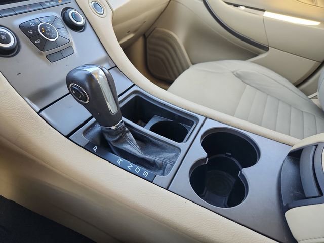 Used 2013 Ford Taurus SE FWD image 30