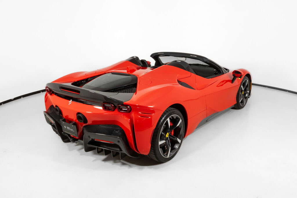 Used 2023 Ferrari SF90 Spider AWD/4WD image 20