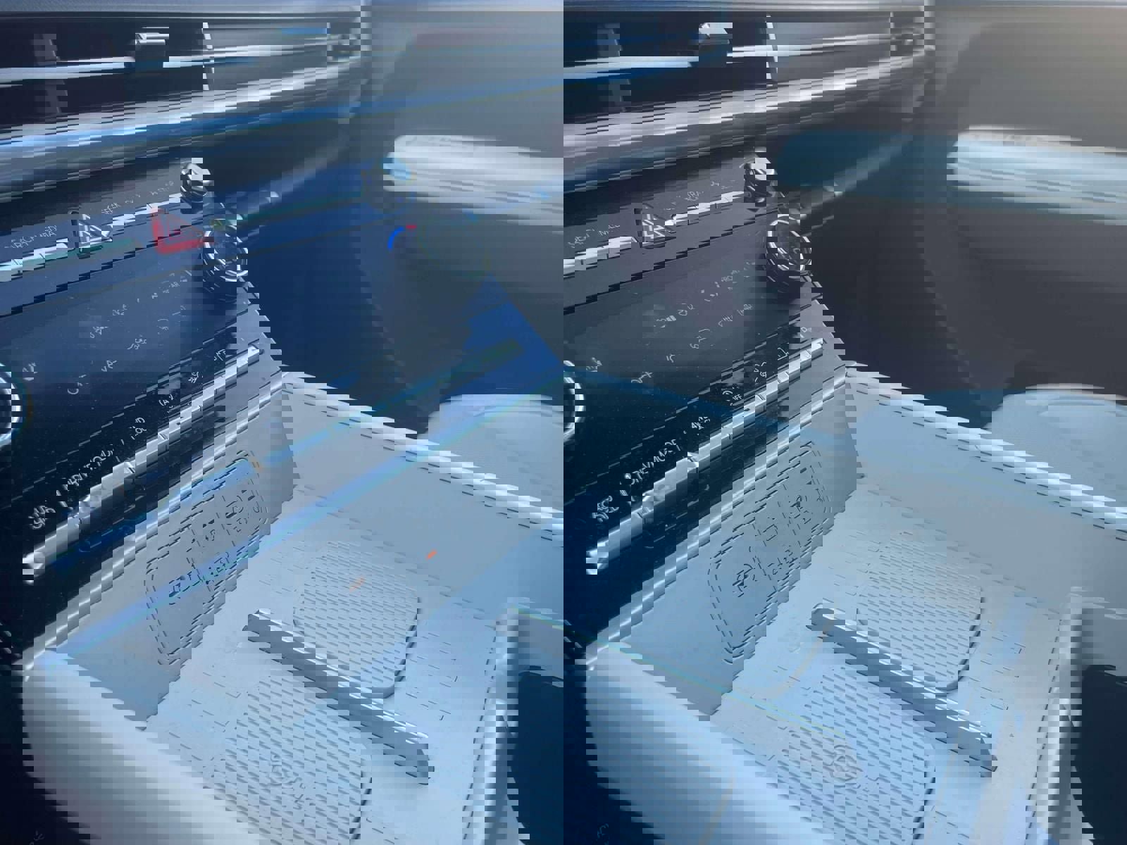 Used 2025 Hyundai Santa Fe SEL image 31