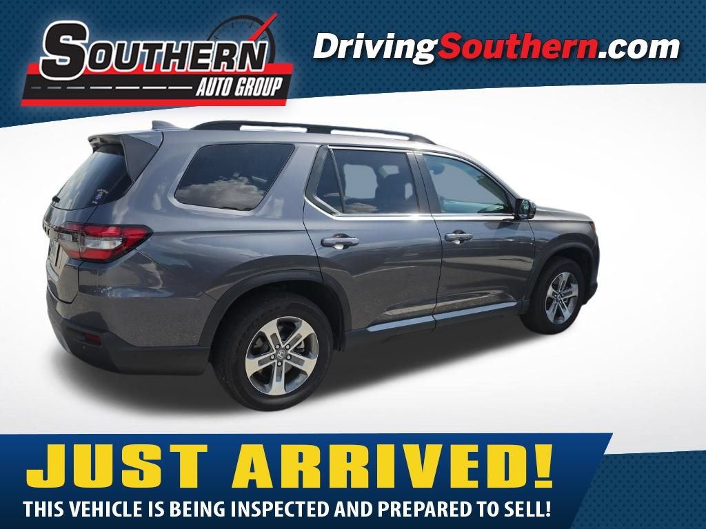 Used 2025 Honda Pilot EX-L image 1