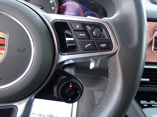 Used 2021 Porsche Cayenne Coupe image 18
