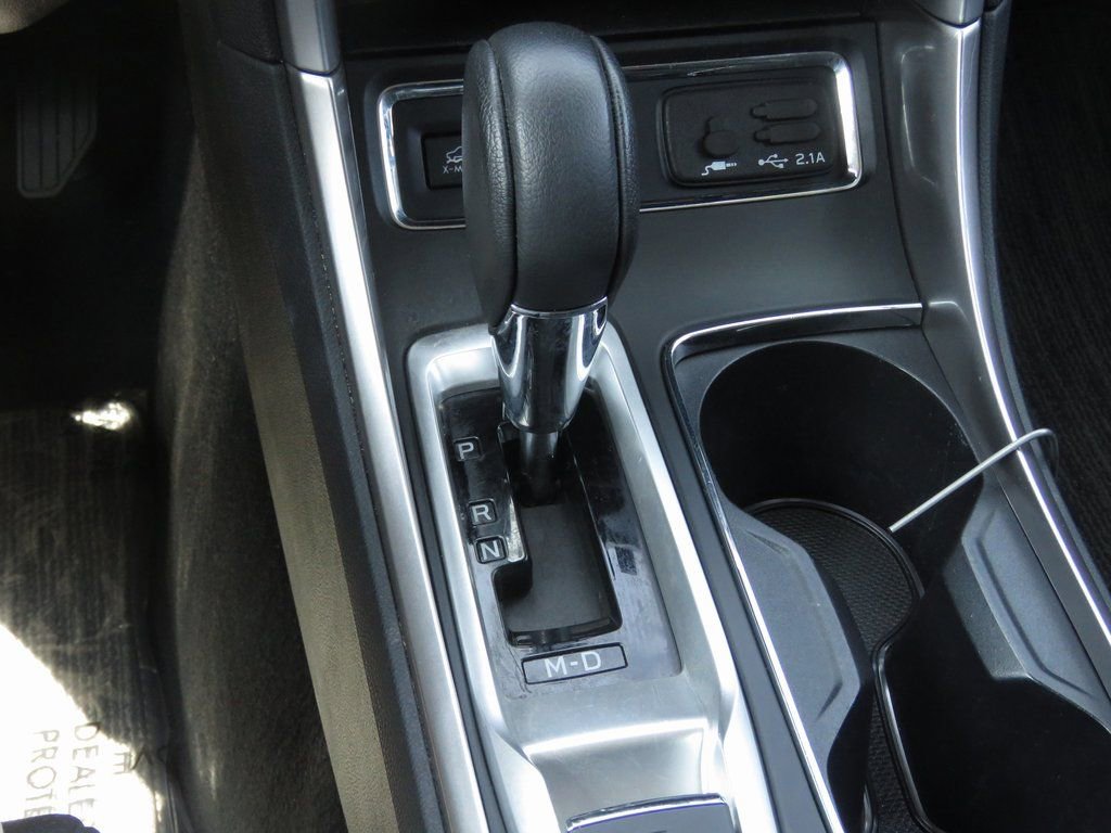 Used 2022 Subaru Ascent Limited image 26