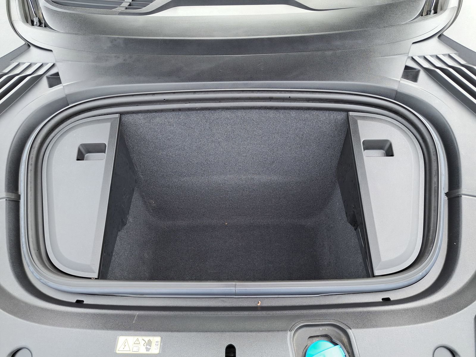 Certified 2023 Audi e-tron GT Prestige w/ Prestige Package image 34