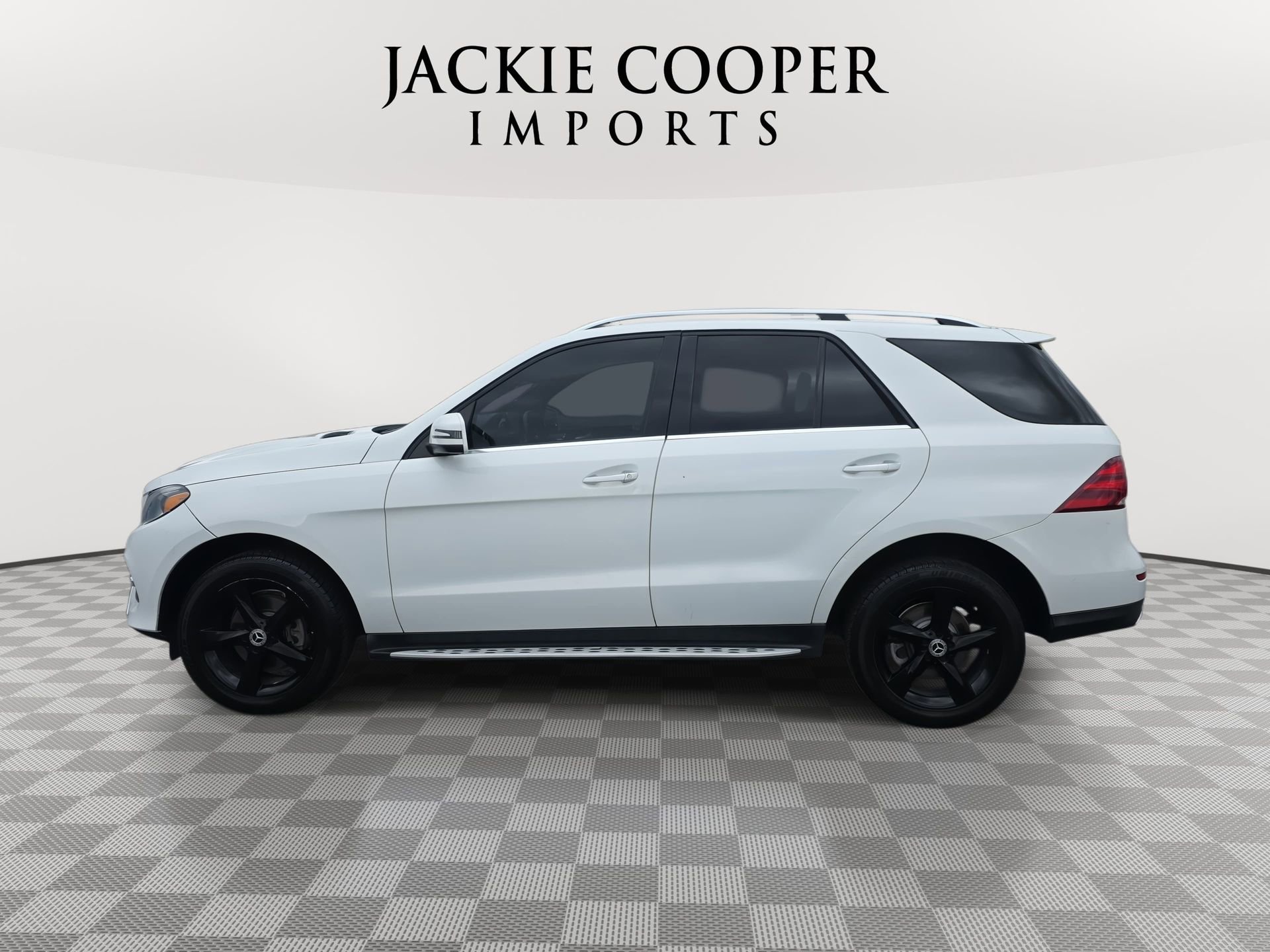 Used 2017 Mercedes-Benz GLE 350 image 8