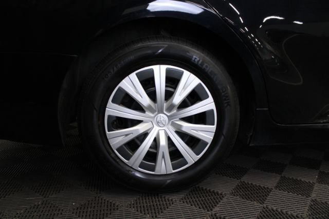 Used 2020 Toyota Camry LE w/ Fleet Convenience Package FWD image 5