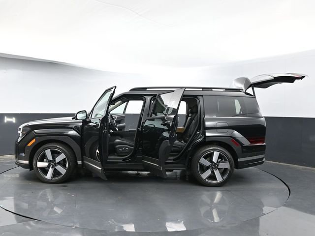 Used 2025 Hyundai Santa Fe Limited FWD image 42