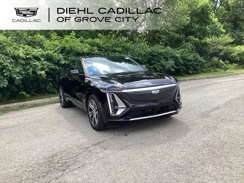 New 2025 Cadillac Lyriq Luxury