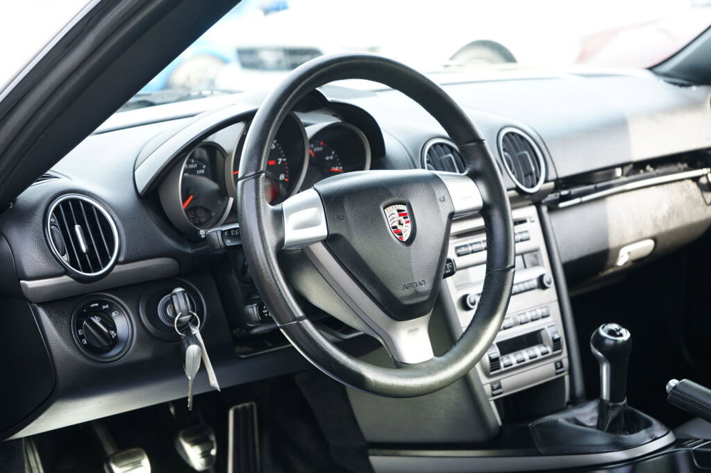 Used 2008 Porsche Cayman image 9