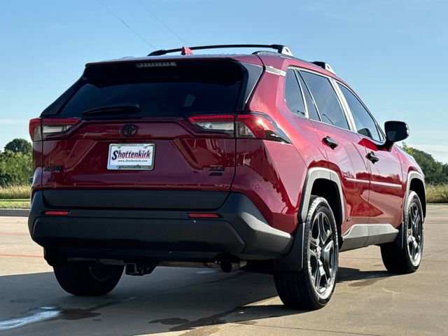 Used 2025 Toyota RAV4 XLE Premium FWD image 8