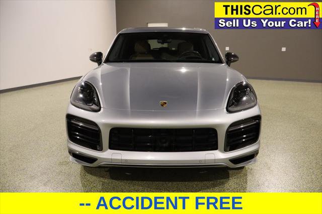 Used 2021 Porsche Cayenne GTS image 2