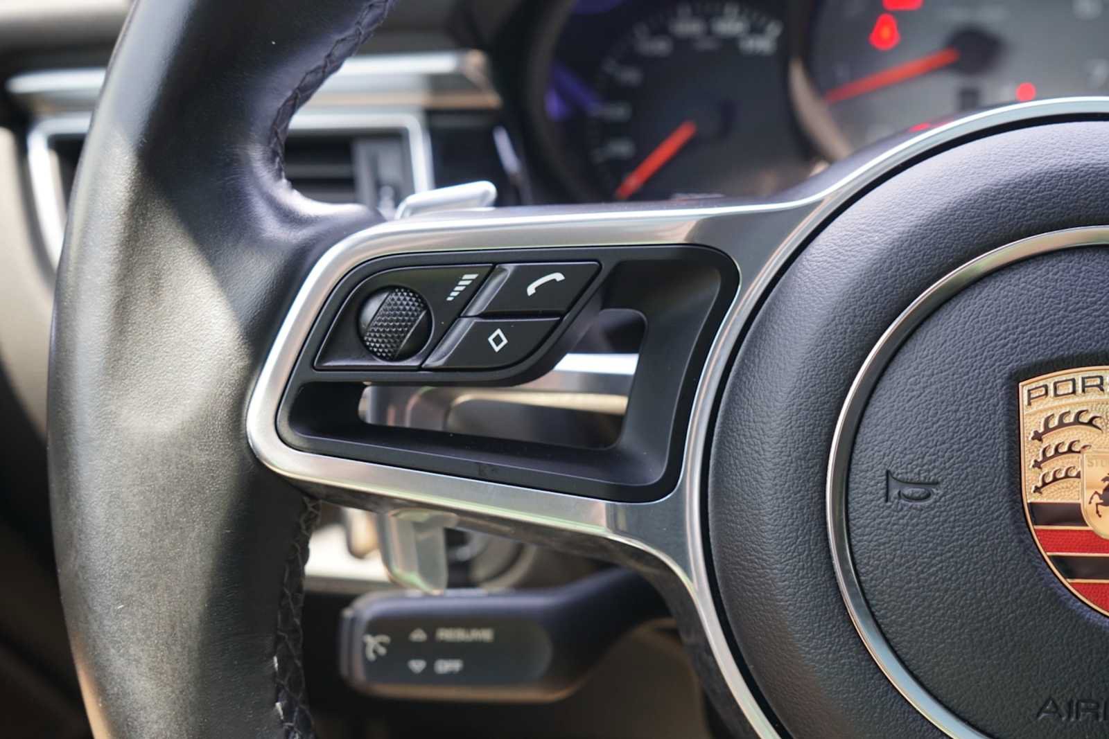 Used 2017 Porsche Macan S AWD/4WD image 16
