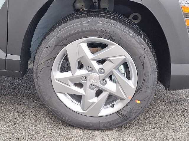 New 2027 Hyundai Kona SE AWD/4WD image 8