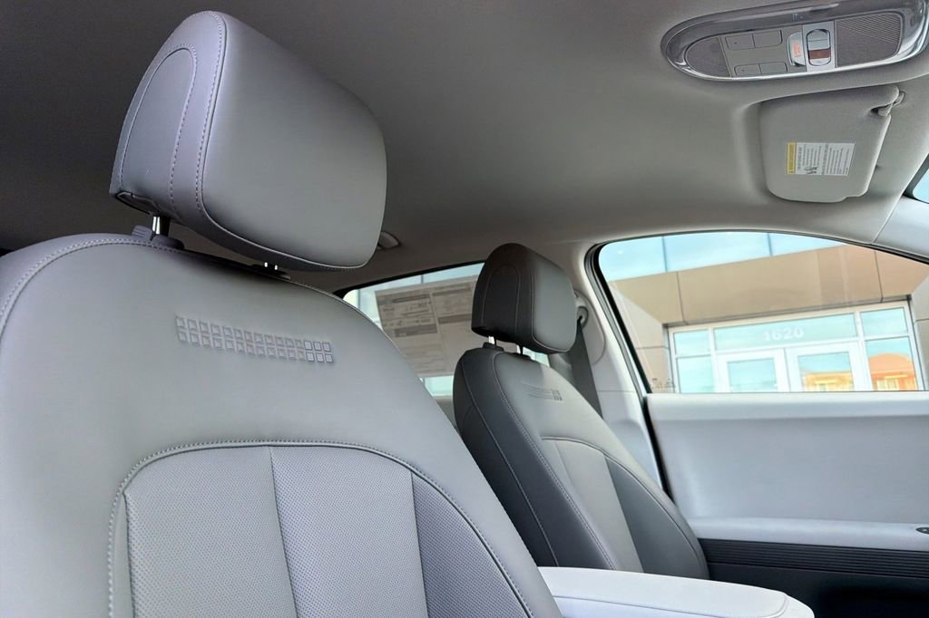 New 2026 Hyundai Ioniq 5 SEL image 15