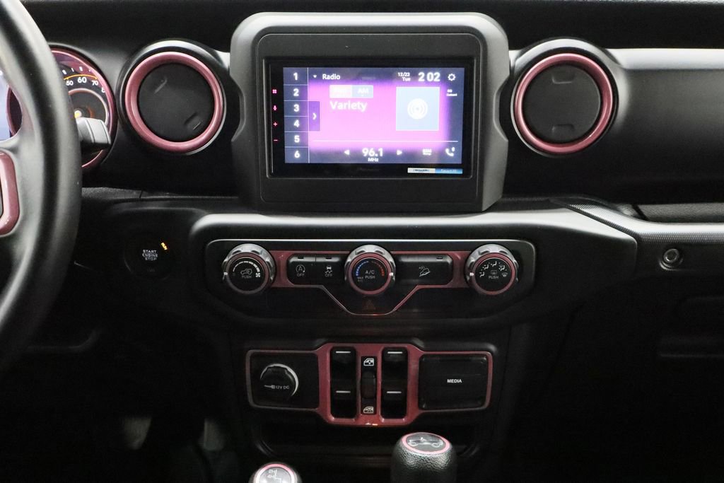 Used 2018 Jeep Wrangler Unlimited Sport S image 24