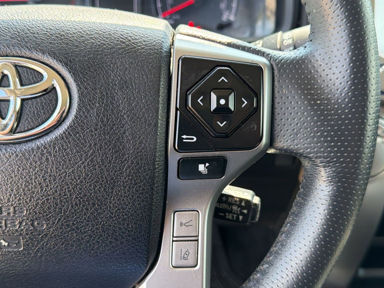 Used 2023 Toyota 4Runner SR5 RWD image 24