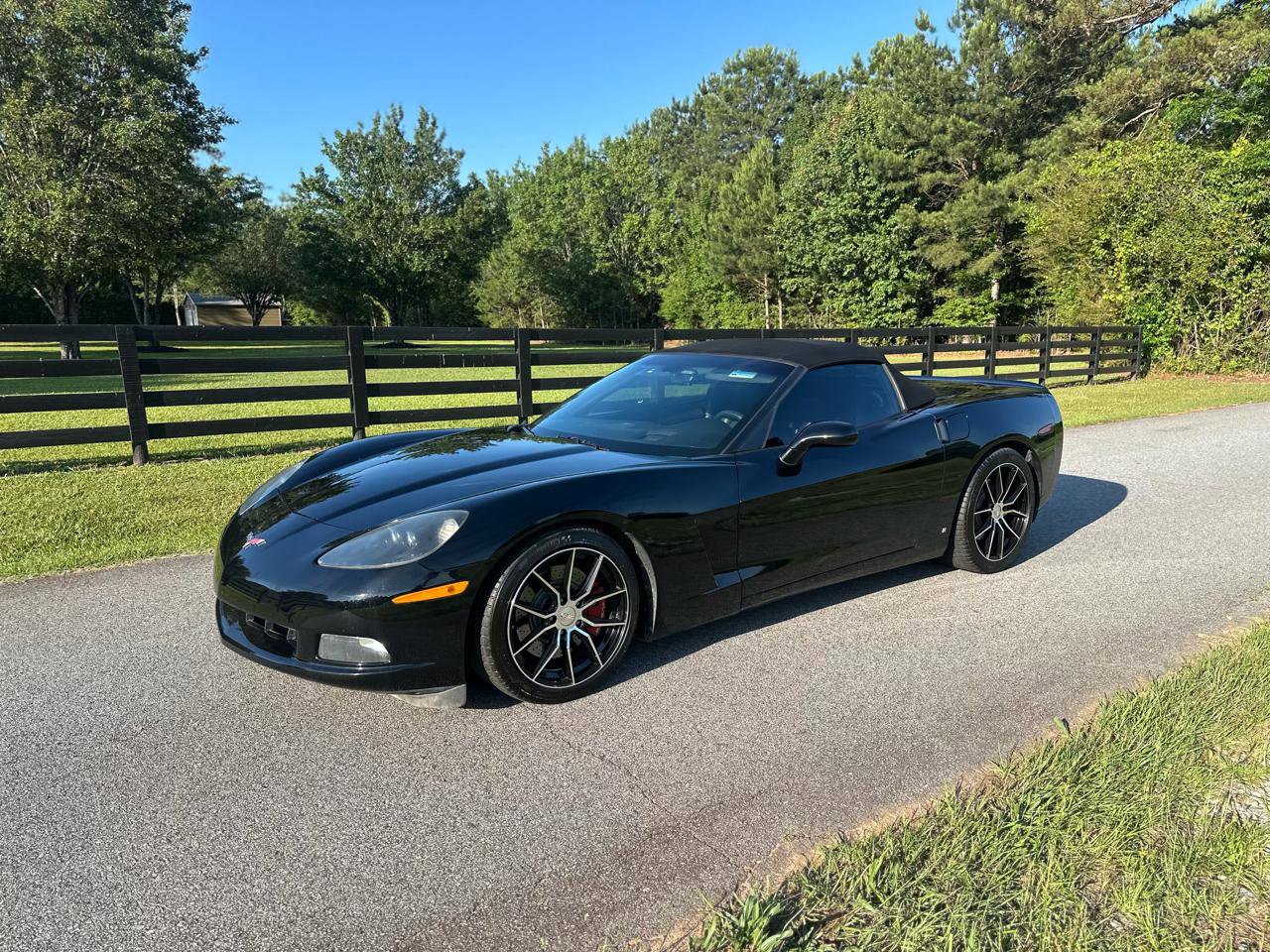 Used 2007 Chevrolet Corvette Convertible w/ Preferred Equipment Group RWD image 11