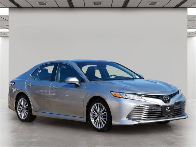 Used 2018 Toyota Camry XLE