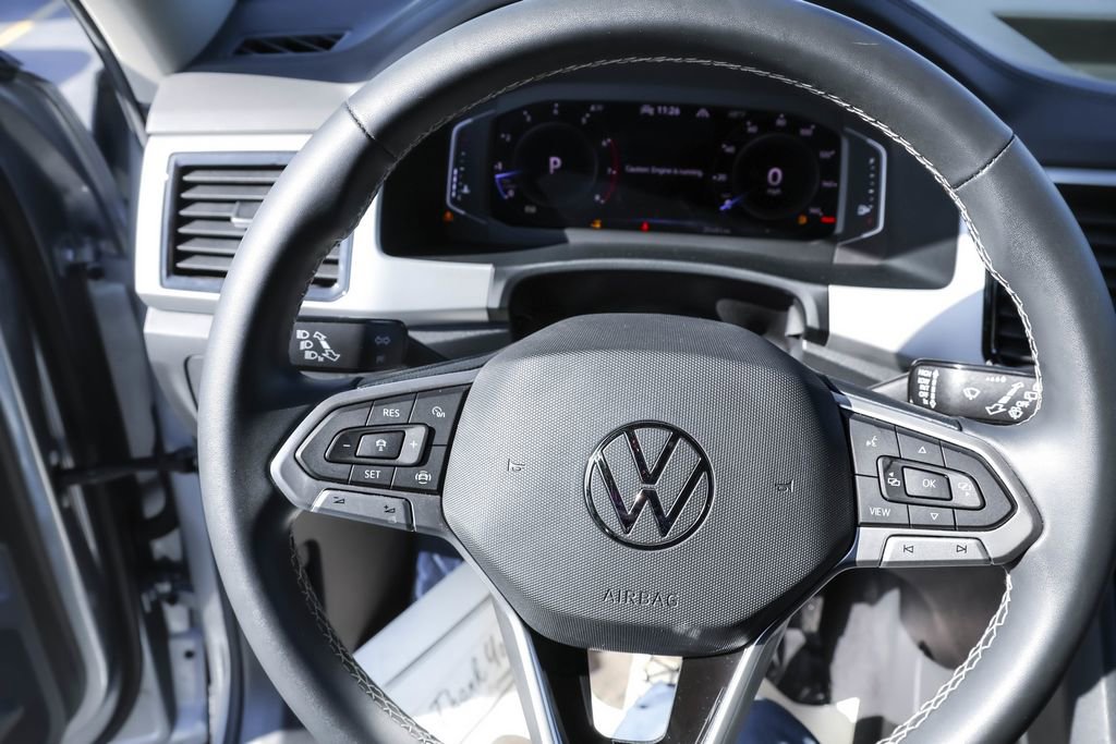 Certified 2022 Volkswagen Atlas SE image 18