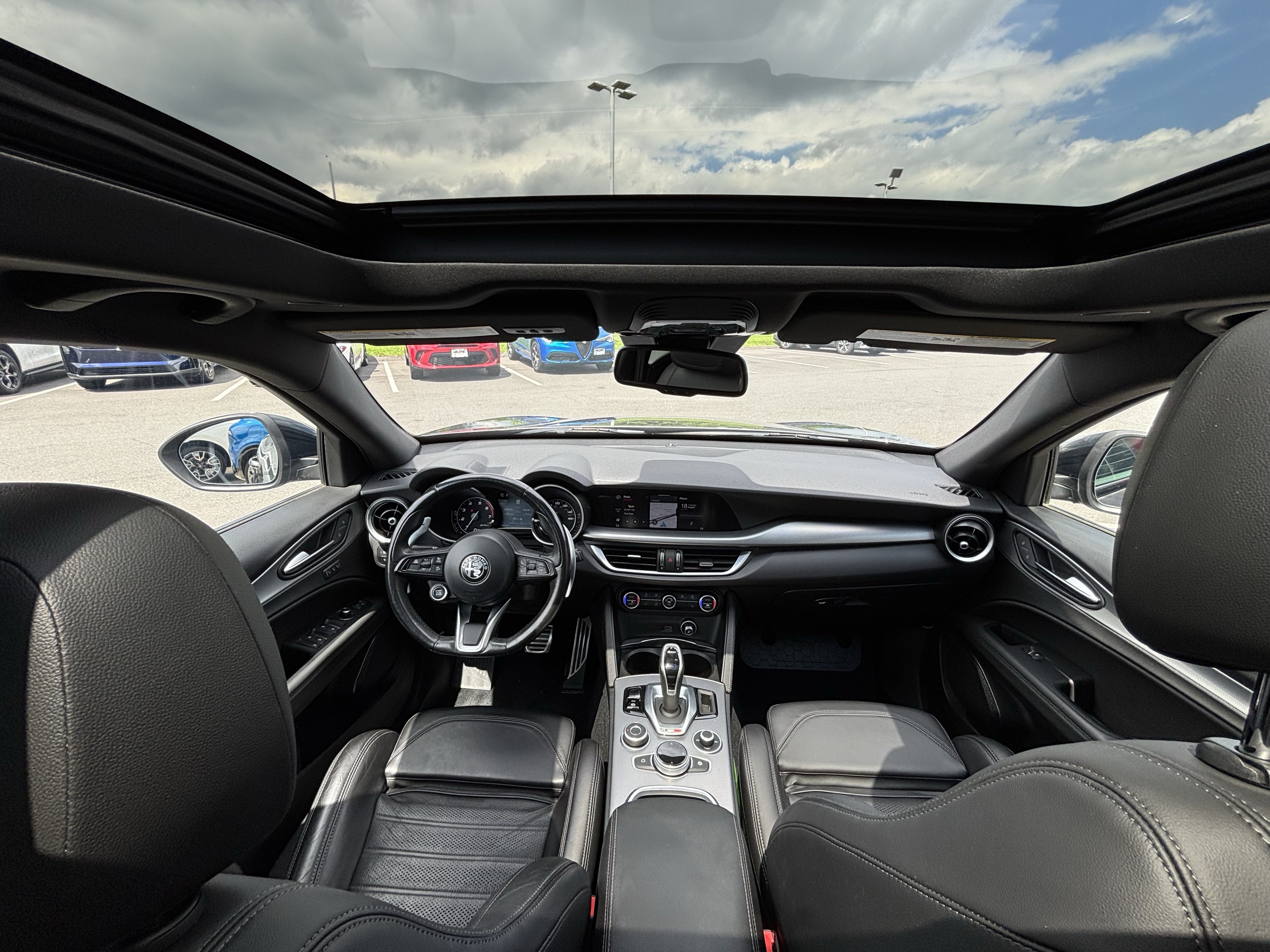 Certified 2023 Alfa Romeo Stelvio Veloce AWD/4WD image 2