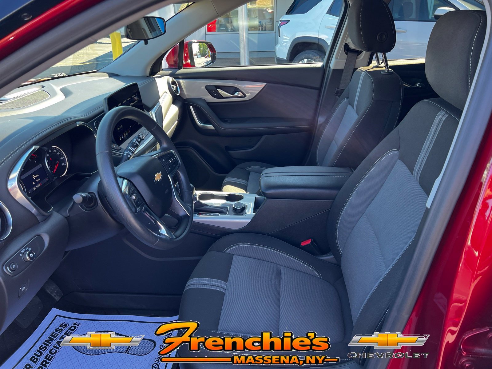 Used 2025 Chevrolet Blazer LT w/ LPO, Floor Liner Package AWD/4WD image 11