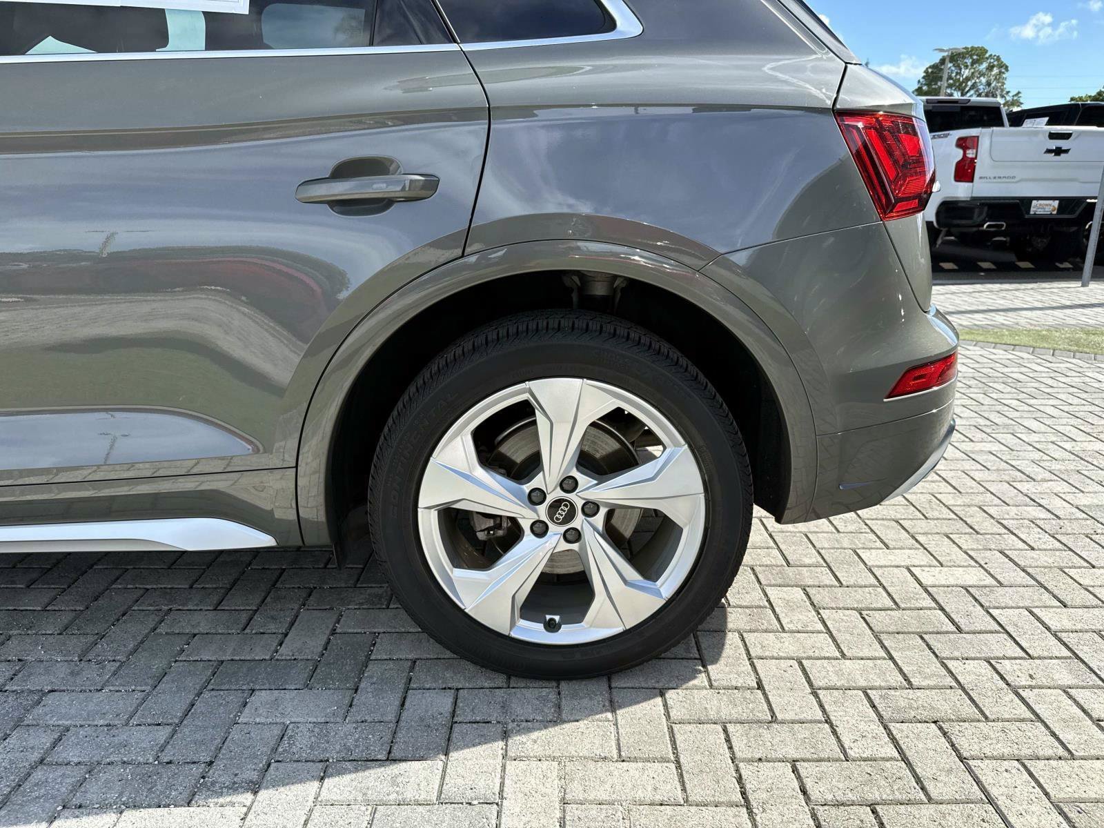 Used 2023 Audi Q5 2.0T Premium Plus AWD/4WD image 11