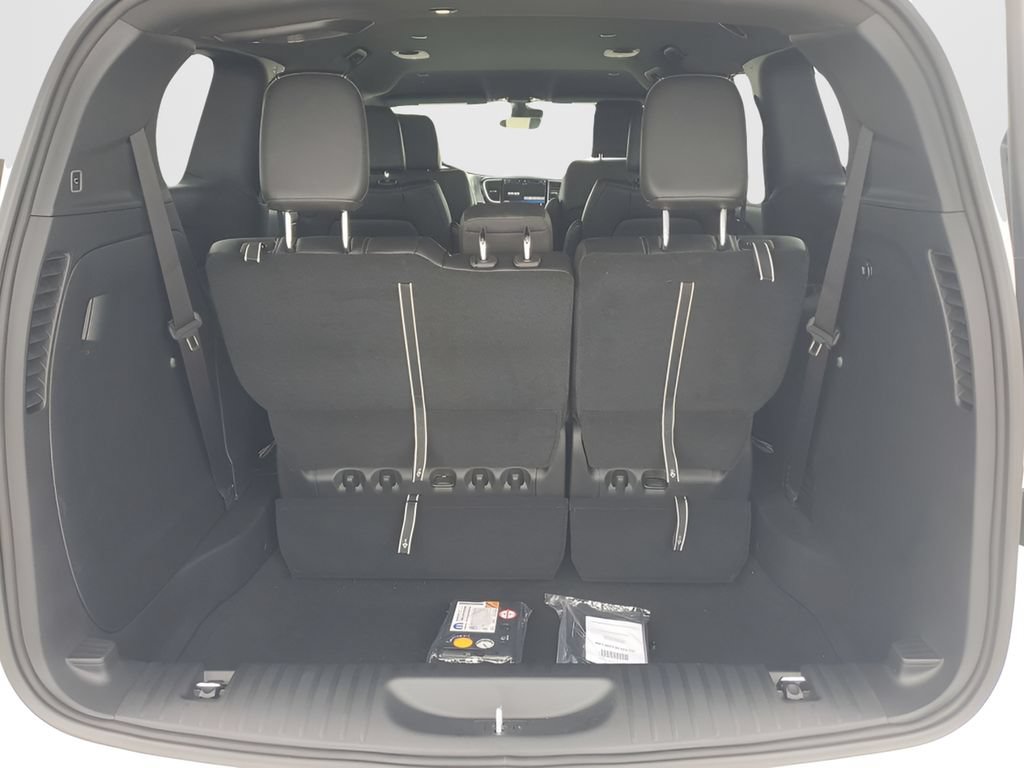 New 2026 Chrysler Voyager LX FWD image 22