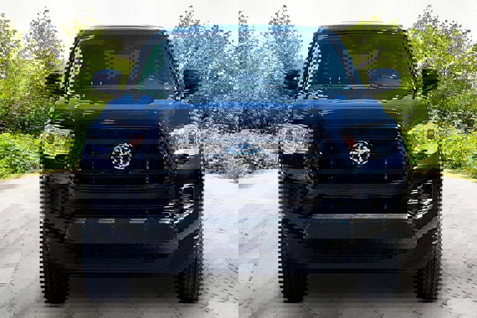 Used 2021 Toyota Tacoma SR image 3