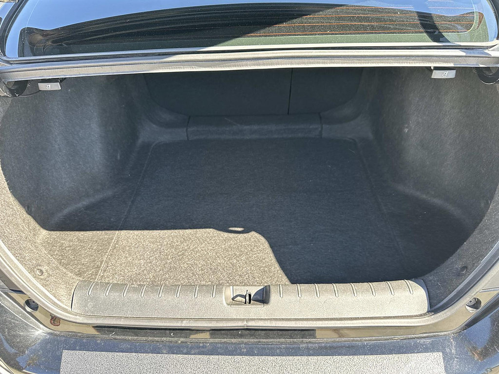 Used 2018 Honda Civic EX-L image 21