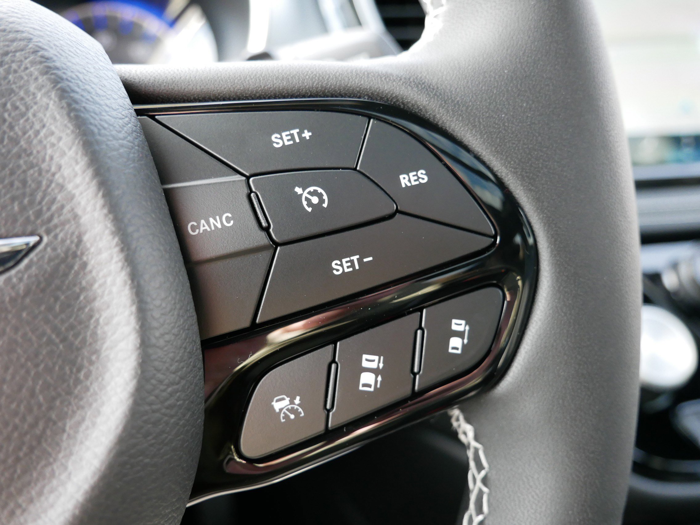 New 2026 Chrysler Pacifica Limited w/ S Appearance Package image 19