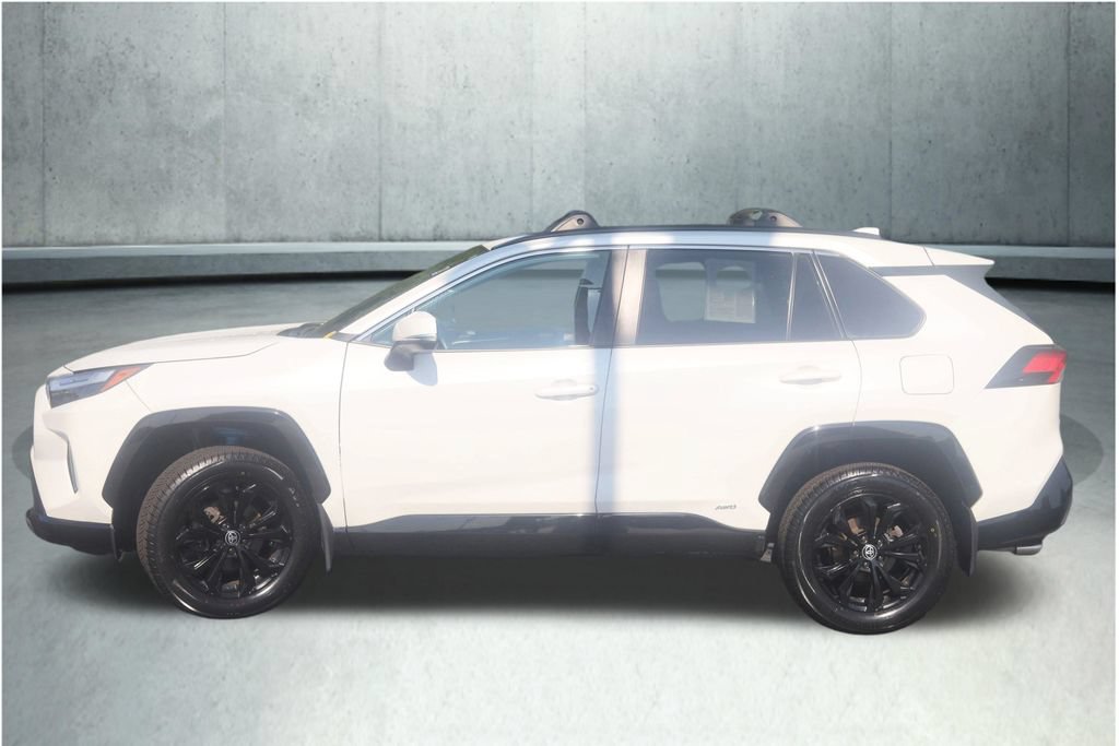 Certified 2022 Toyota RAV4 SE w/ Convenience Package AWD/4WD image 26