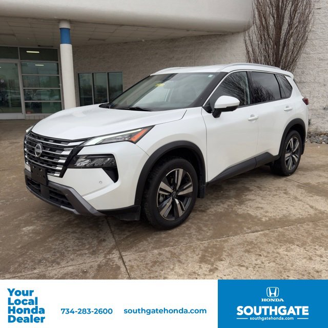 Used 2024 Nissan Rogue SL image 1