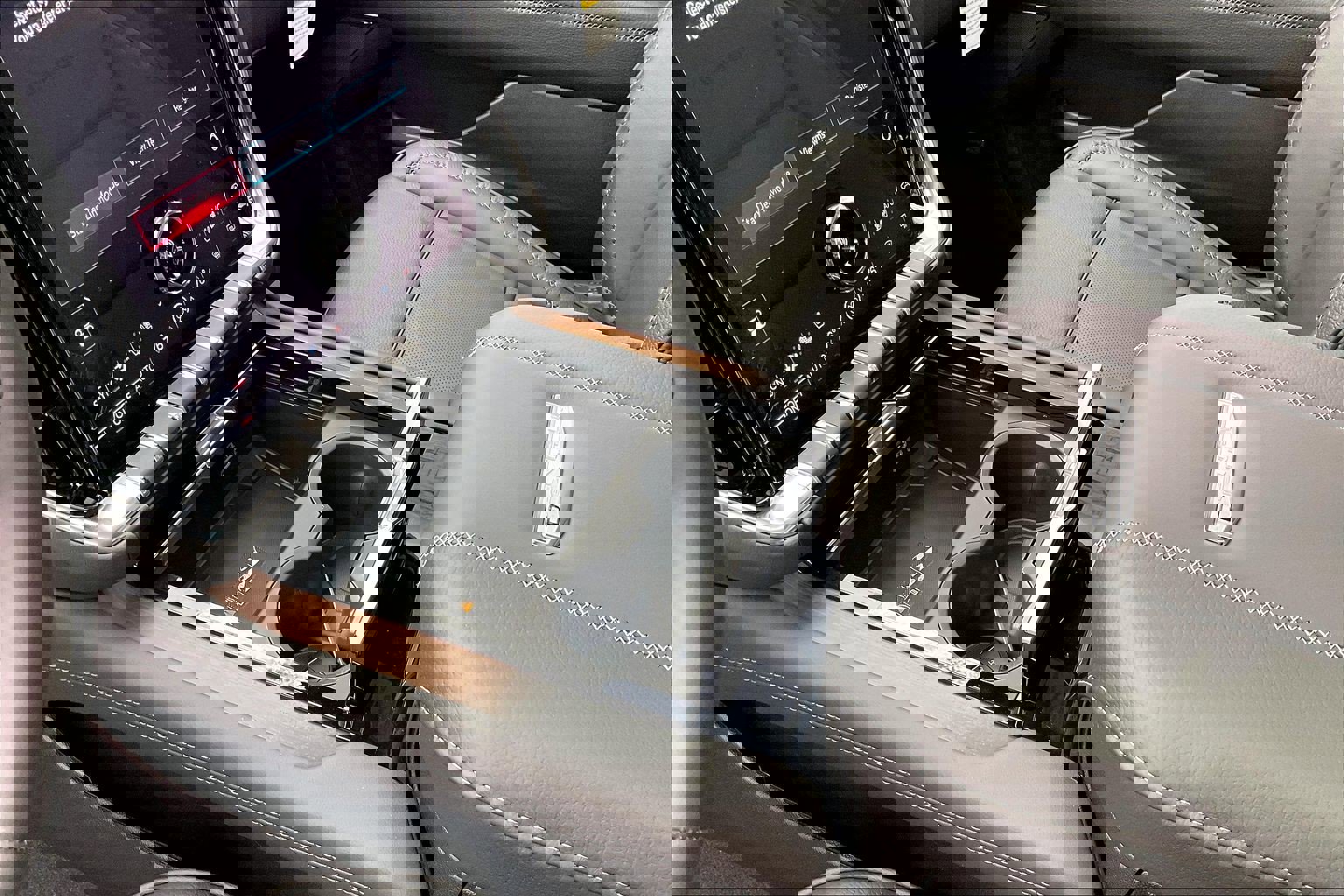 New 2026 GMC Yukon XL Denali w/ Sun & Power Step Package image 8