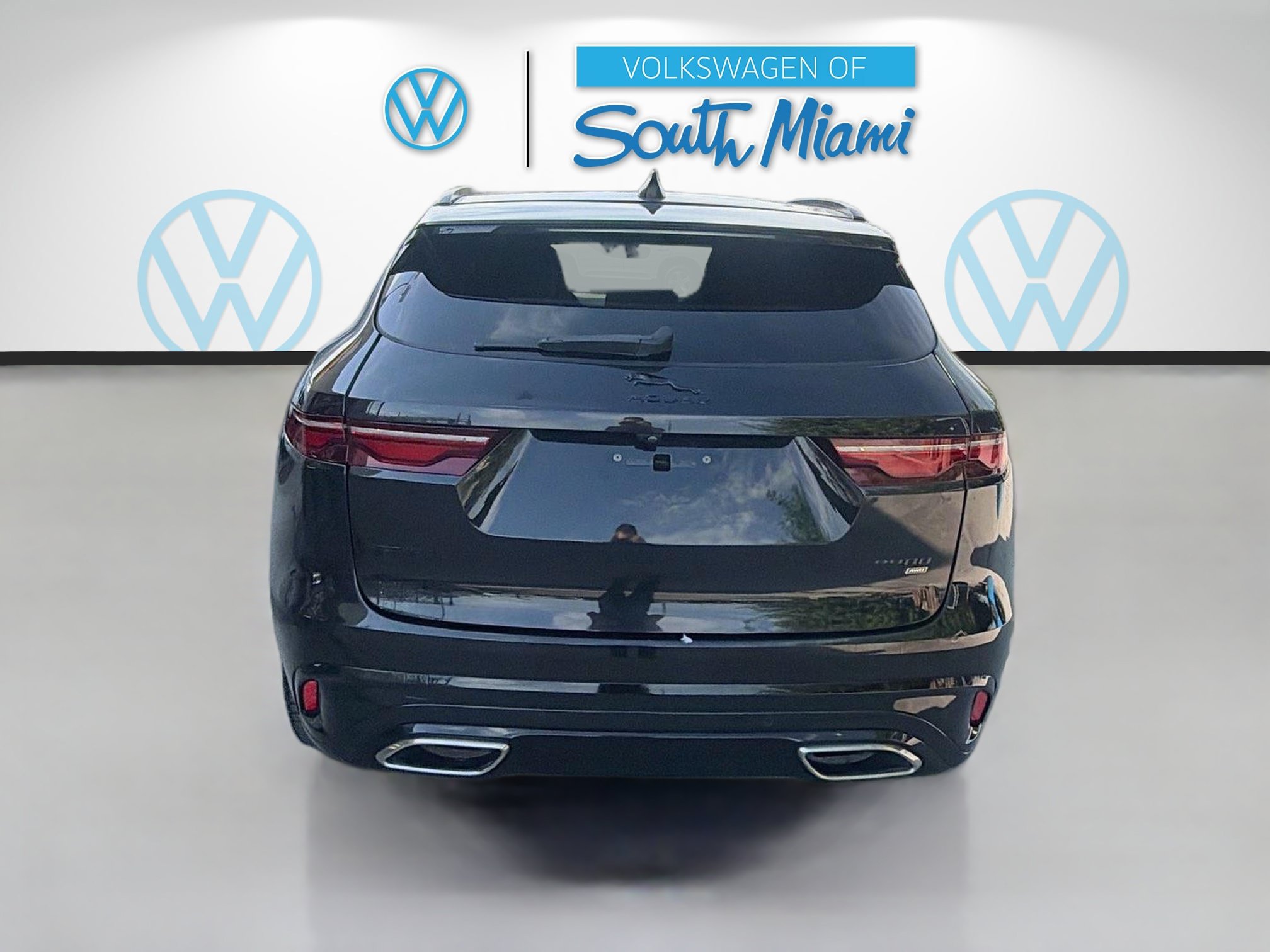 Used 2023 Jaguar F-PACE R-Dynamic S AWD/4WD image 6