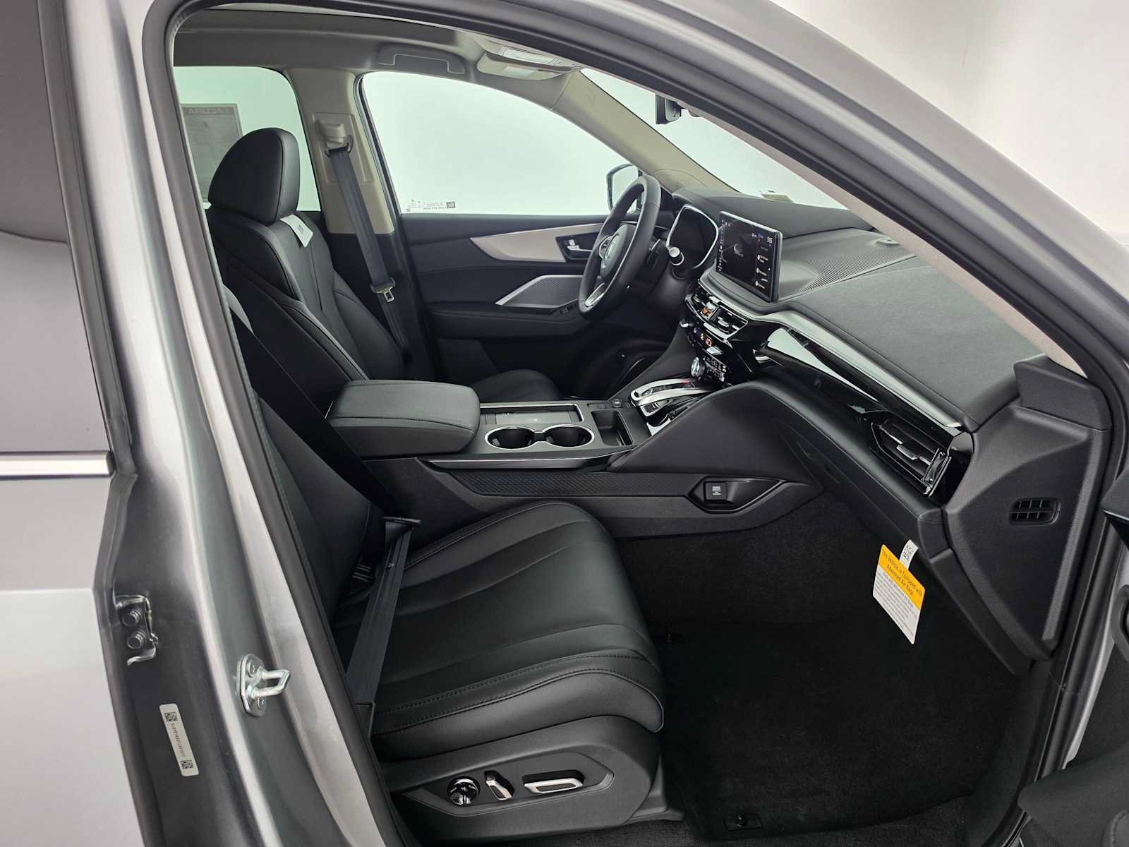 New 2026 Acura MDX SH-AWD image 10