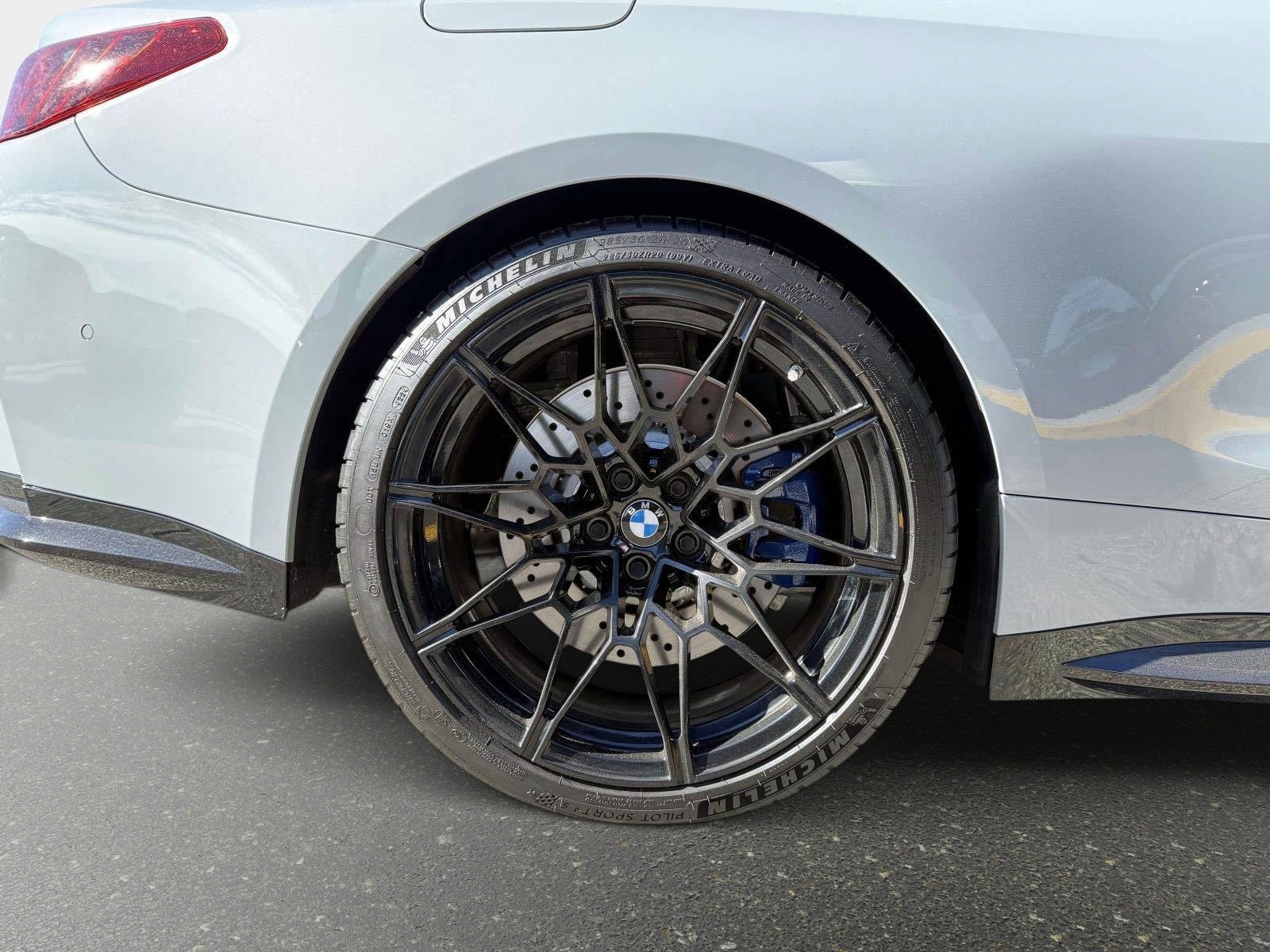 Used 2025 BMW M4 xDrive Competition w/ Executive Package image 52