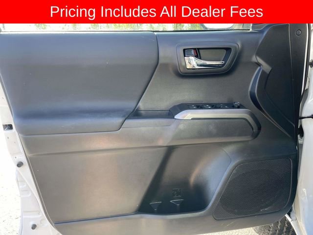 Used 2023 Toyota Tacoma TRD Off-Road w/ Technology Package AWD/4WD image 18