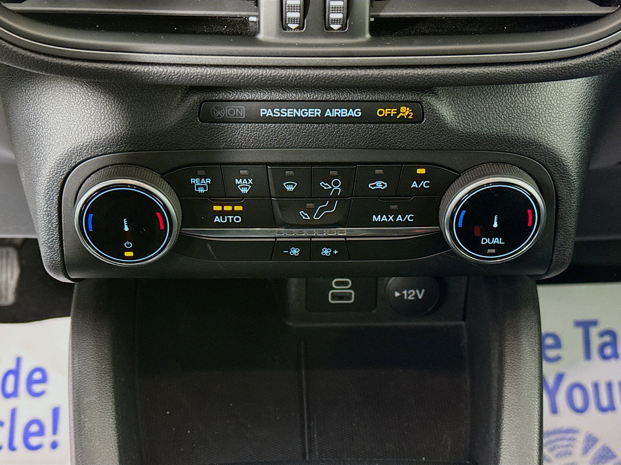 Used 2025 Ford Escape Active AWD/4WD image 16