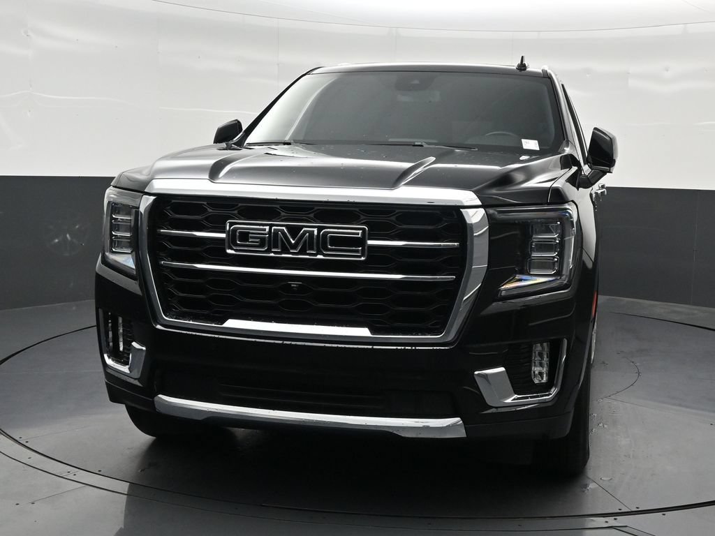 Used 2024 GMC Yukon XL SLT w/ SLT Premium Package RWD image 9