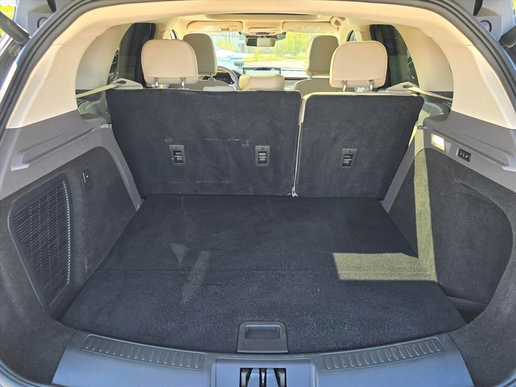 Used 2023 Lincoln Corsair FWD w/ Equipment Group 101A image 26